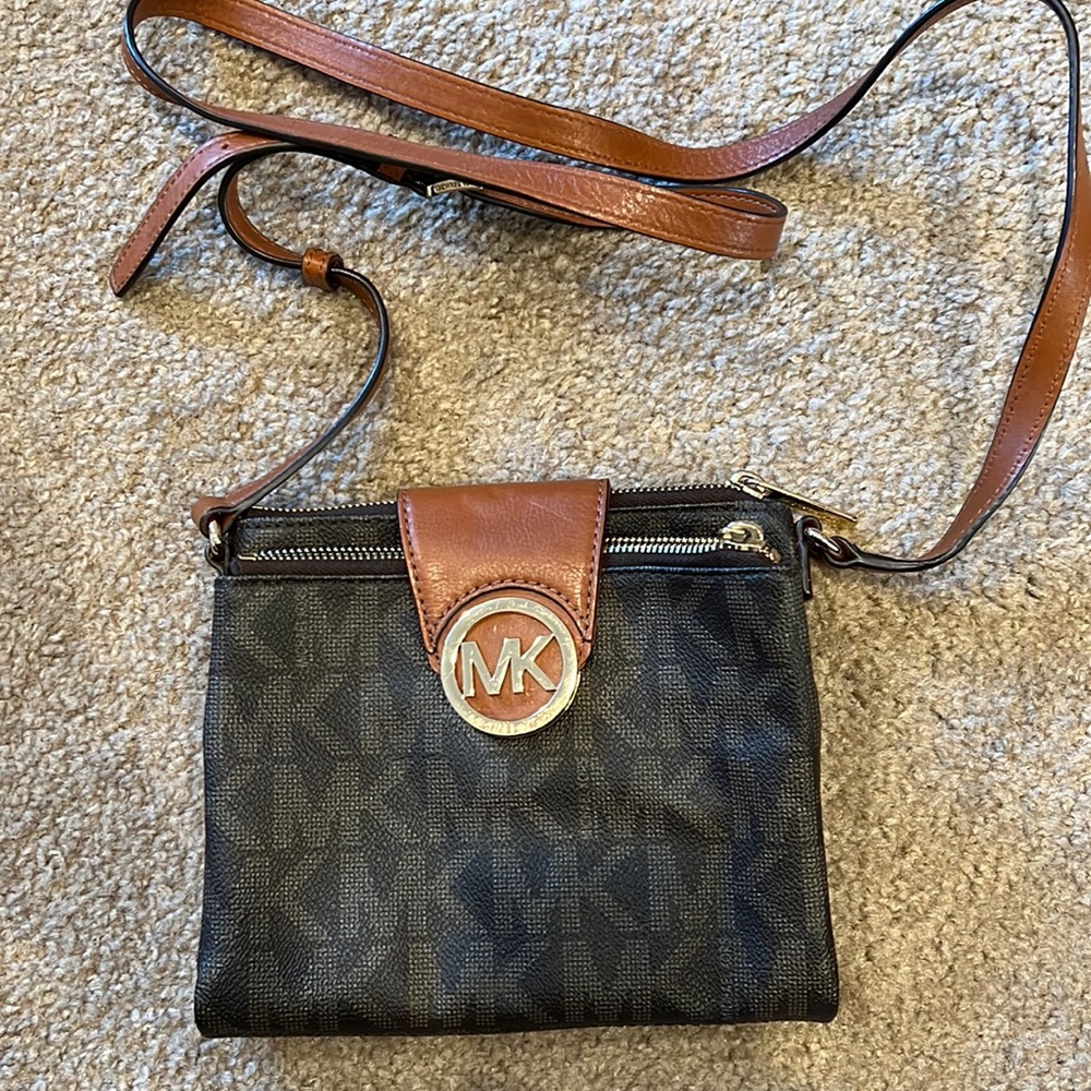 Michael Kors Brown Leather Crossbody w/ Built-in Wallet